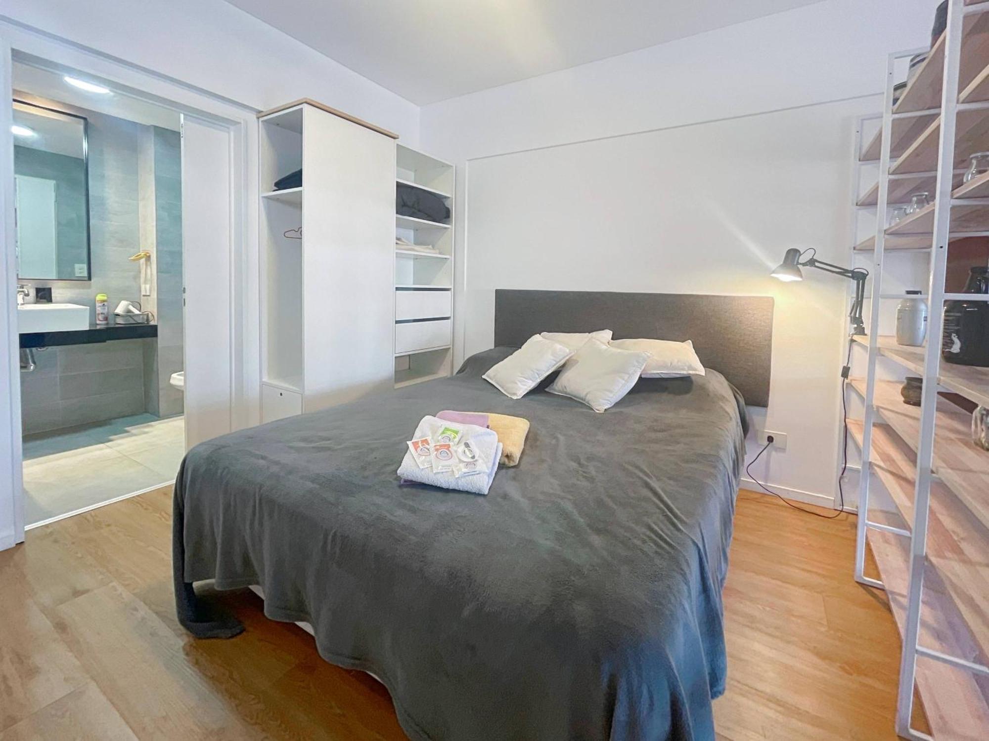 Palermo Queens Where Urban Chic Meets Bohemian Charm Apartment *